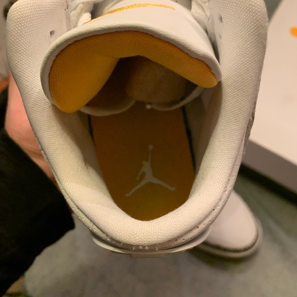 Air Jordan 3 retro Laser Orange 2020 - Picture 7 of 14